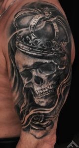 skull-tattoo-tattoofrequency-art-skull-crown-rose-smoke-riga