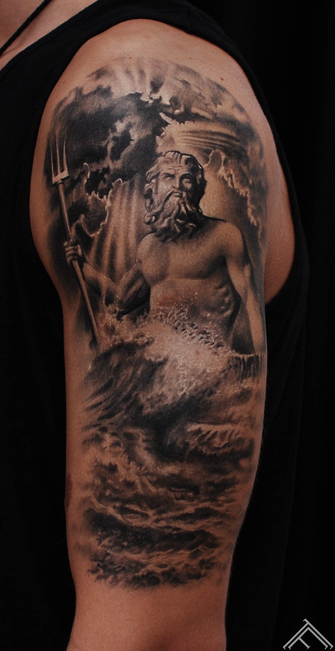 poseidon-mithology-God-of-the-Sea-tattoo-tattoofrequency-riga-marispavlo