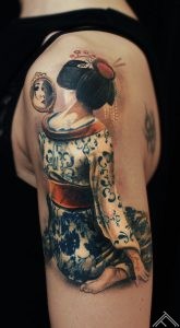 geisha-porcelain-mirror-japan-tattoo-tattoofrequency-coverup-riga-marispavlo