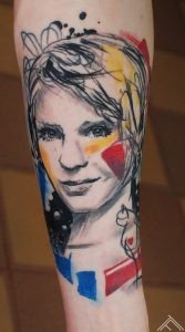 graphic-tattoo-portrait-marispavlo-tattoofrequency