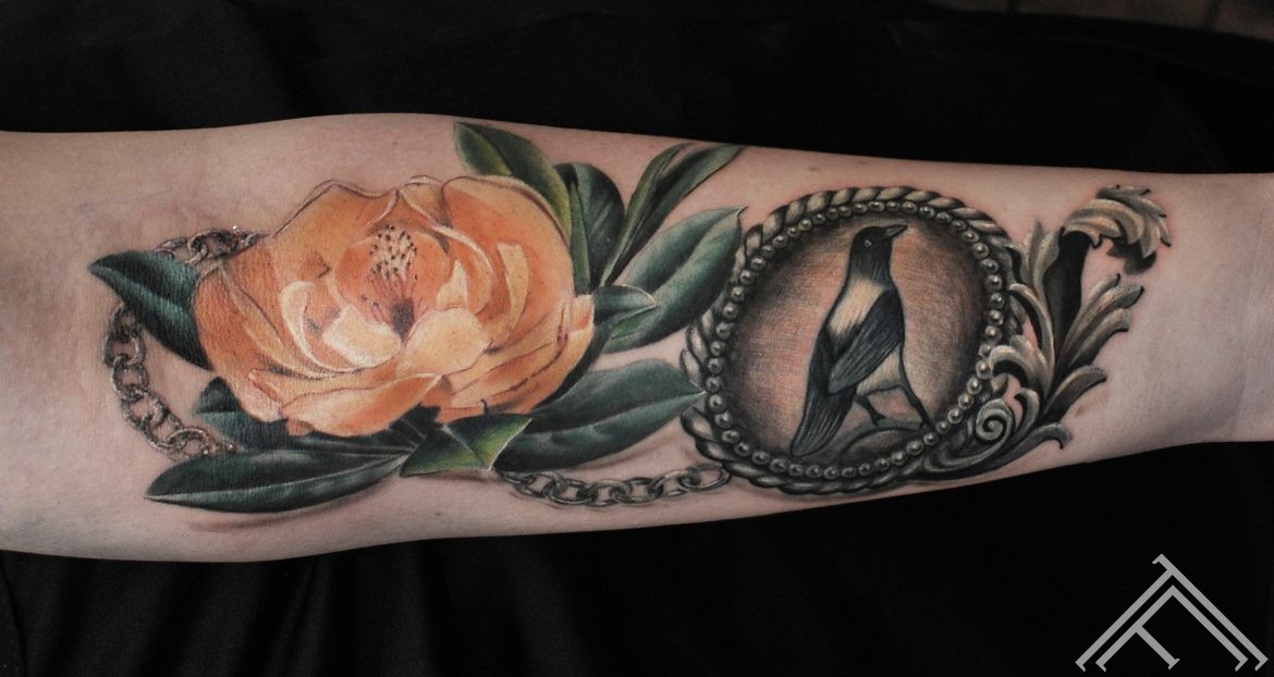 janisanderson-tattoo-flower-bird-riga-tattoofrequency