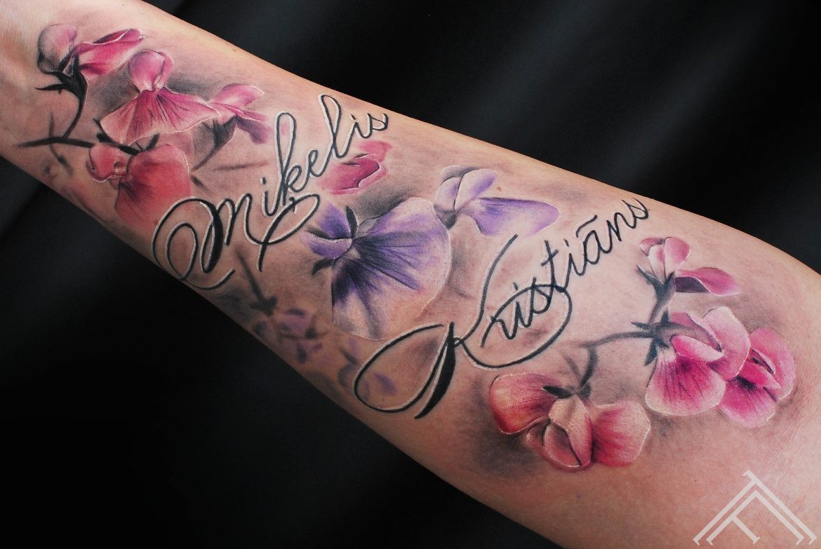 janisanderson-tattoo-tattoofrequency-riga-art-flowers-ziedi-tetovejums