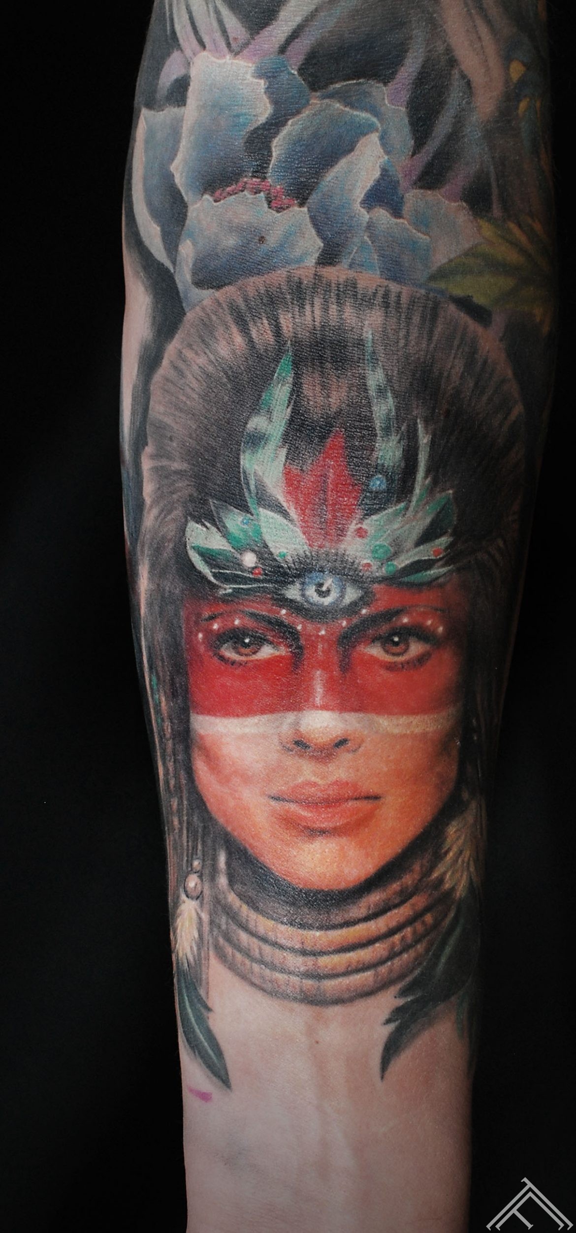 janisanderson-tattoo-tattoofrequency-riga-woman-portrait-tetovejums