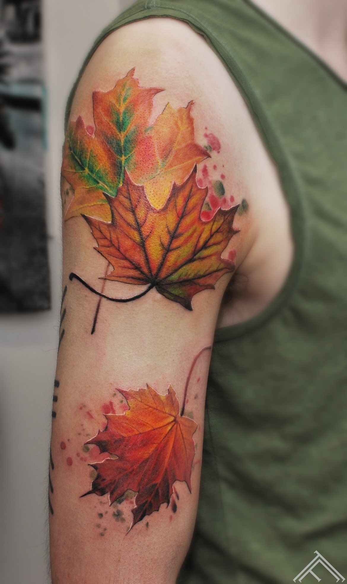 maple-leaf-autumn-tattoofrequency-tattoo-riga-janisanderson