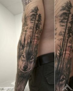 pines-forest-wolf-mezi-priedes-egles-vilks-tattoo-tetovejums-riga-tattoofrequency-janissvars