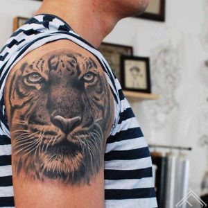 tiger-martinssilins-tattoo-tattoofrequency-art-riga-tigeris-zvers