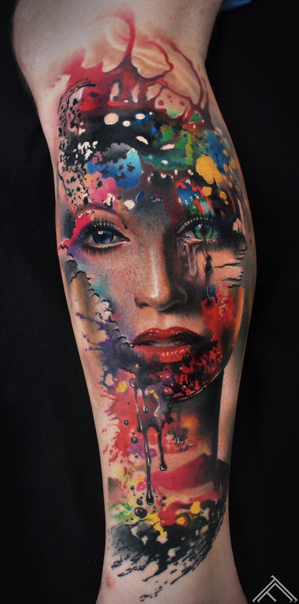 woman-color-colour-krasas-sieviete-portrait-portrets-tattoo-tetovejums-ink-tattoofrequency-riga-marispavlo-normalsize