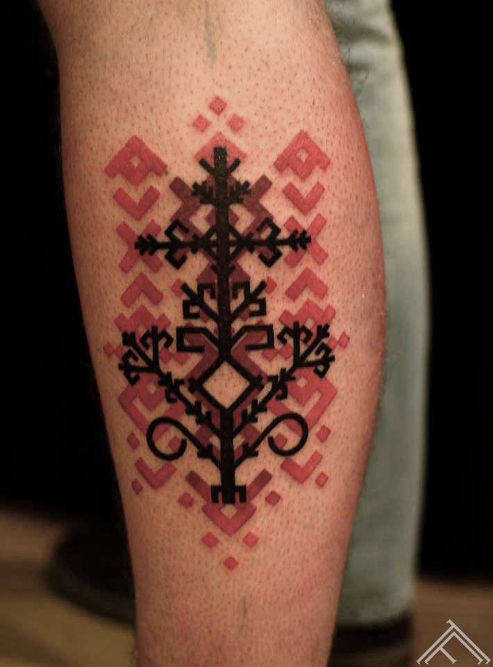 2janisandersons-tattoo-tattoofrequency-art-riga-latviesuzimes-latviesu-latvija-simbols-symbol-latviansymbol-studija-salons-tetovesana-jumis-auseklis