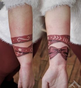 6janisandersons-tattoo-tattoofrequency-art-riga-latviesuzimes-latviesu-latvija-simbols-symbol-latviansymbol-studija-salons-tetovesana-jumis-auseklis