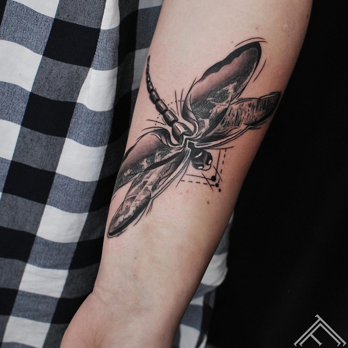 martinssilins-tattoo-tetovejums-spare-draguonfly-tattoofrequency-riga-m.lapa