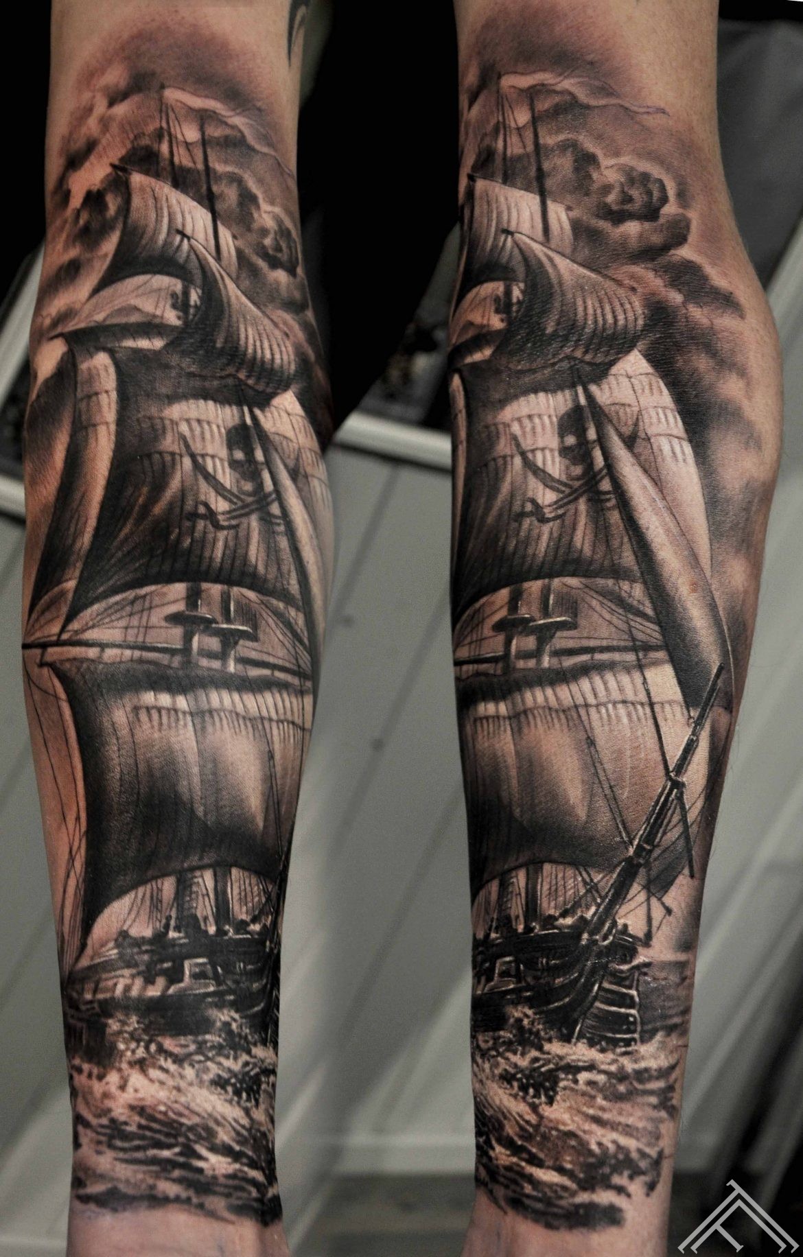 sailing-pirate-ship-tattoo-tattoofrequency-marispavlo