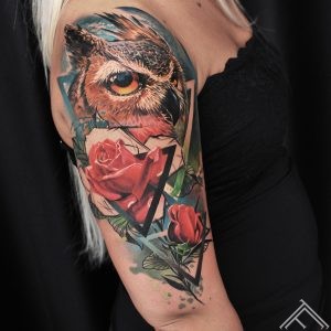 owl-rose-flowers-bird-tattoo-marispavlo-tattoofrequency-riga